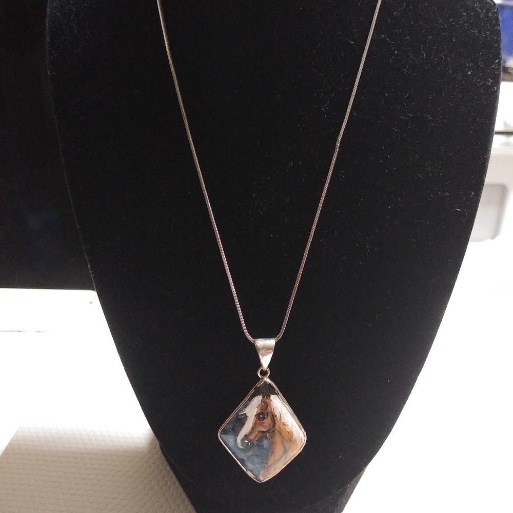 Hand painted horse Necklace - Picture 3 of 3